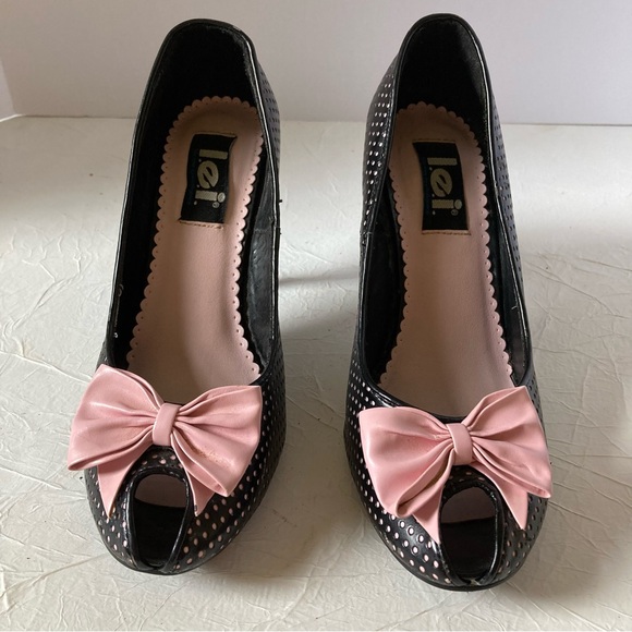Vintage L.E.I. lei Black & pink polka dot bow tipped peep toe pumps size 6 1/2 - Picture 1 of 6